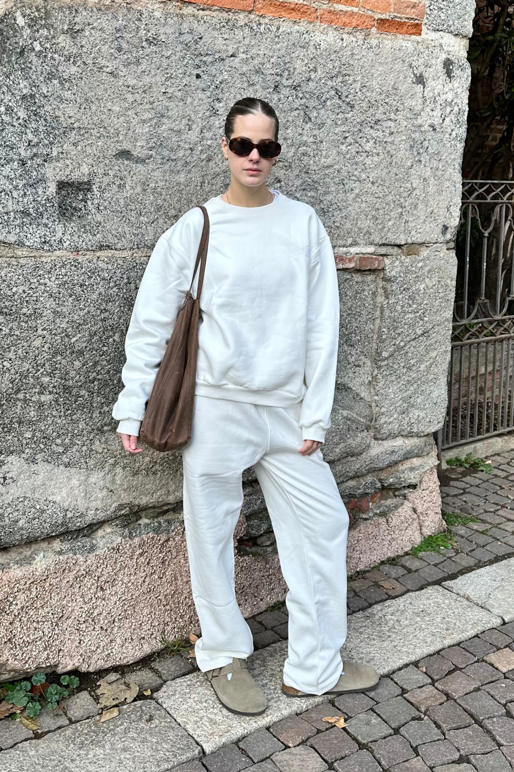 Crewneck (Powder)